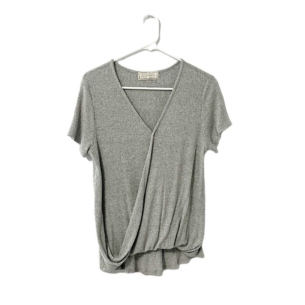 🟢Sinuous Grey Knit Short Sleeve Draped V Neck Top Size M